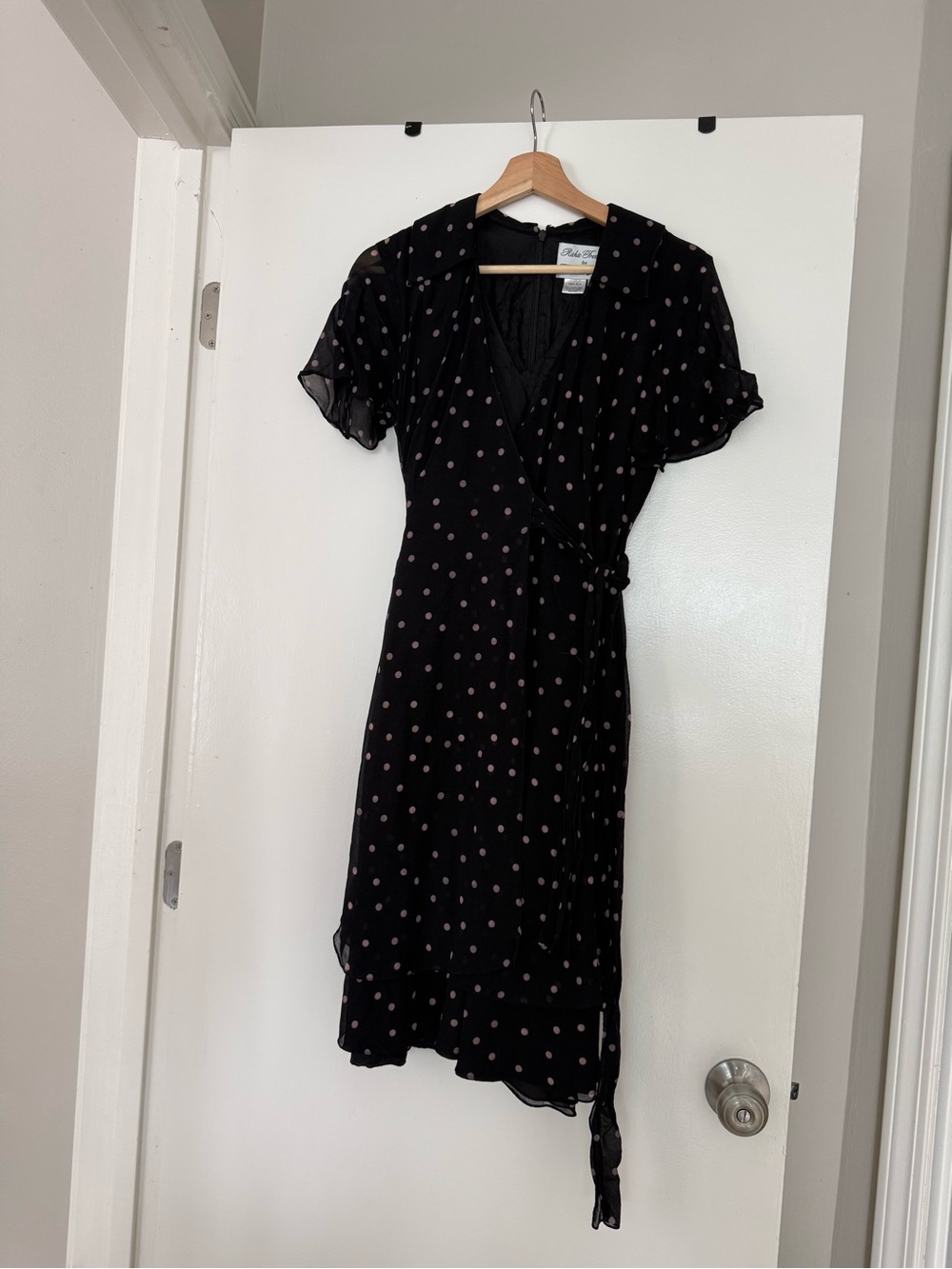Rickie Freeman for Teri Jones Vintage 100% Silk Wrap Polka Dot Dress in Black